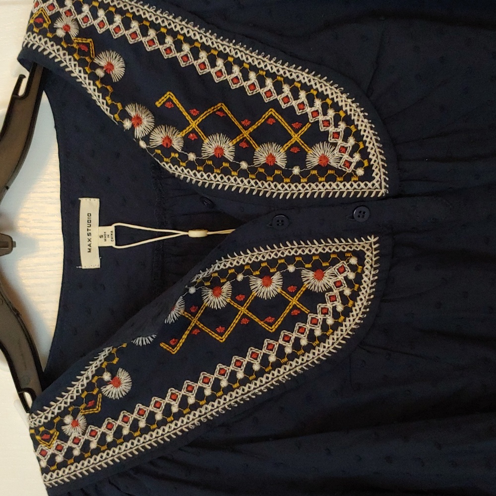 Max Studio Embroidered Swiss Dot Peplum Blouse. Size Small. NEW. - Picture 4 of 12